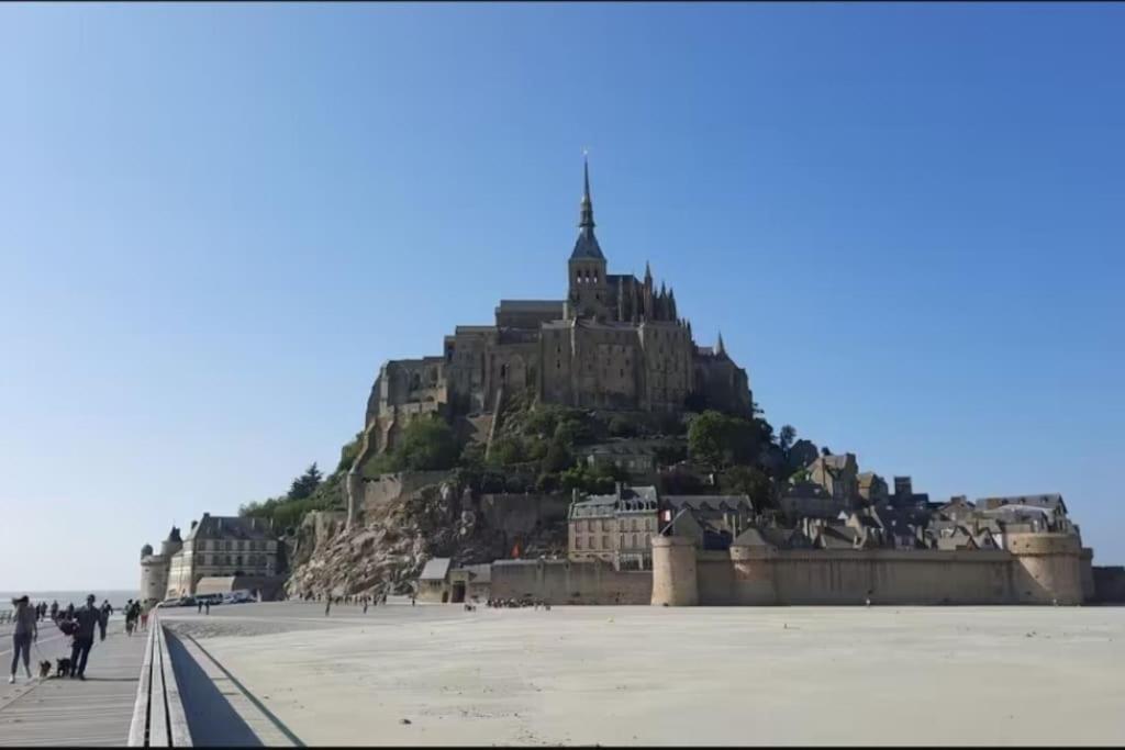 Maison Proche Du Mont Saint Michel Понторсон Екстер'єр фото
